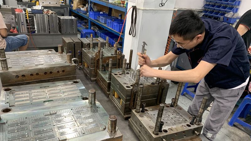 北京模具加工设备参数解析：揭秘高效生产的秘密**