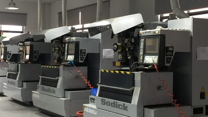 小型铝合金压铸模具：价格背后的考量因素