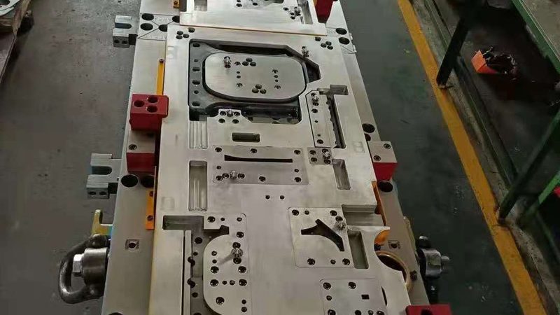 塑料模具钢选型：揭秘高精度模具的钢种密码
